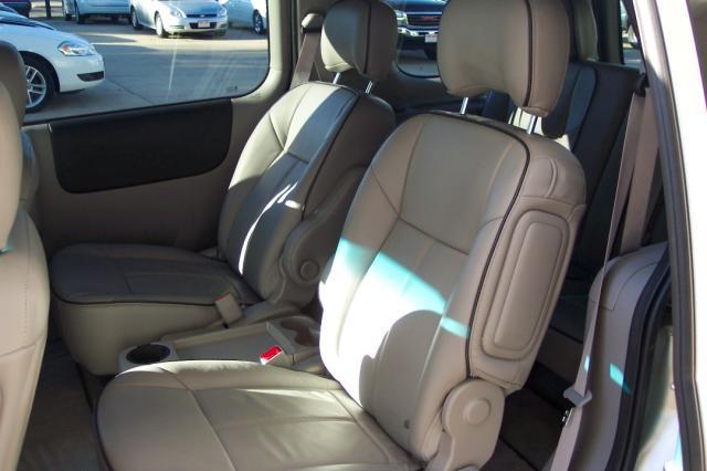 Buick Terraza 2006 photo 2