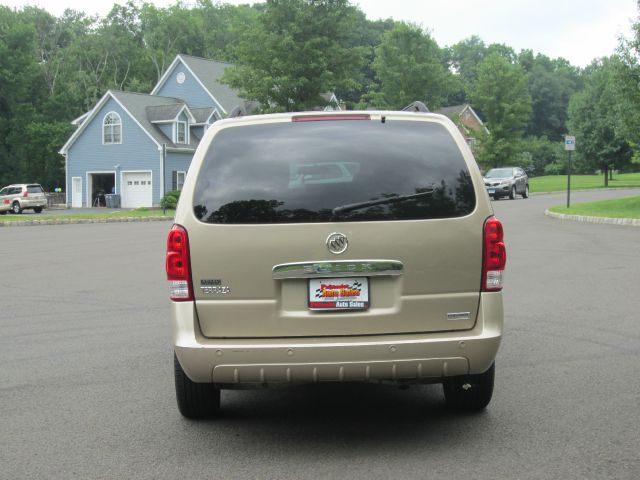 Buick Terraza 2.5X AWD MiniVan