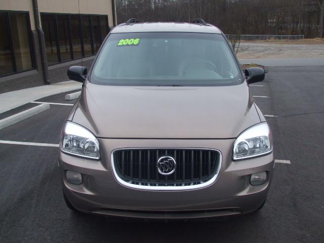 Buick Terraza GS 460 Sedan 4D MiniVan