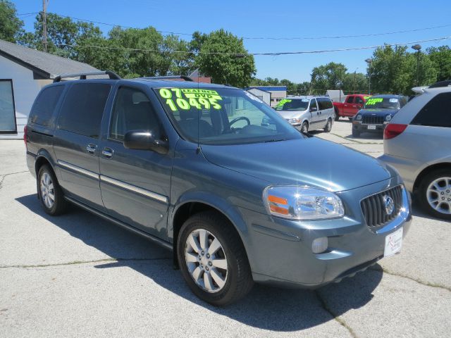 Buick Terraza 2007 photo 2