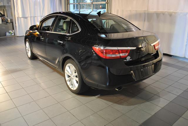 Buick Verano 2012 photo 3