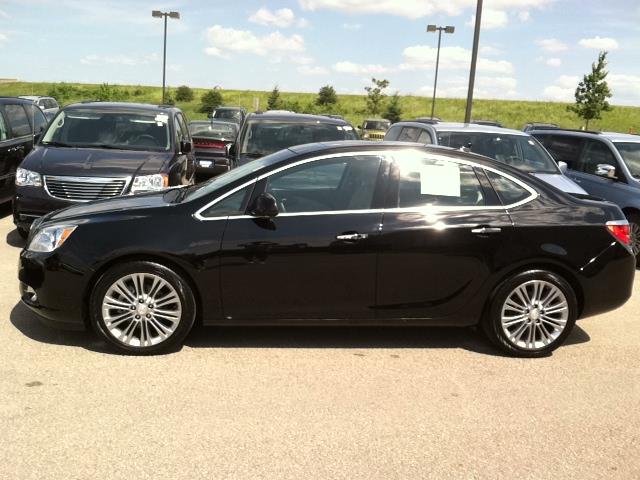 Buick Verano 2012 photo 1