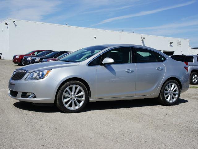 Buick Verano 2013 photo 1