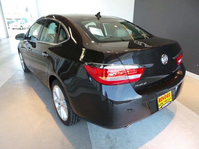 Buick Verano 2013 photo 1