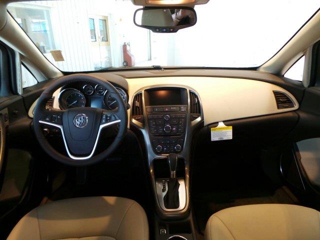 Buick Verano 2013 photo 11