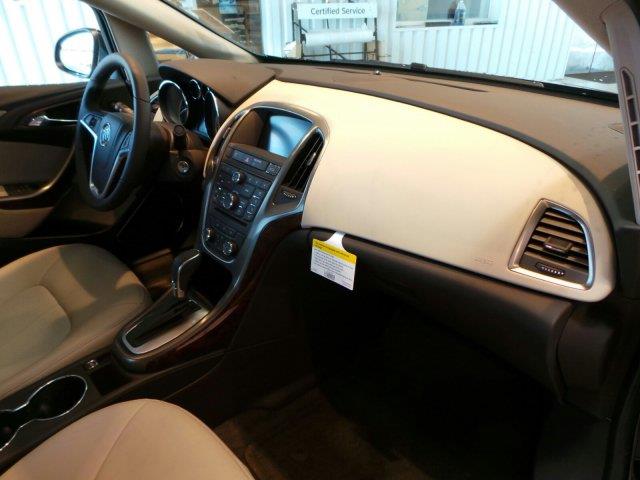 Buick Verano 2013 photo 18