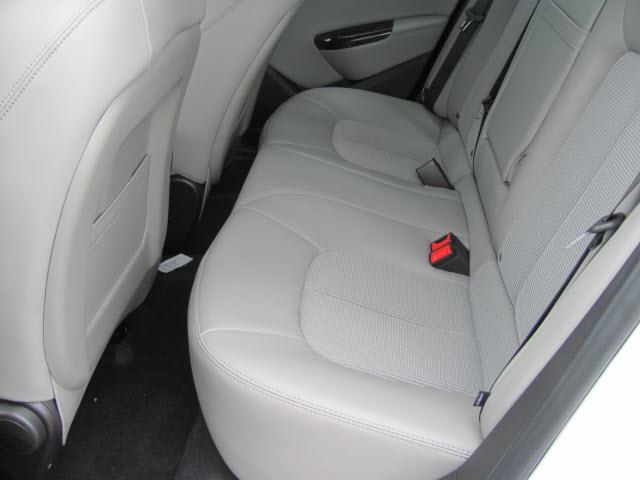 Buick Verano 2013 photo 4