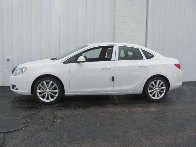 Buick Verano 2013 photo 6