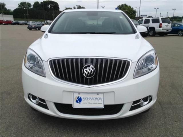 Buick Verano 2013 photo 1