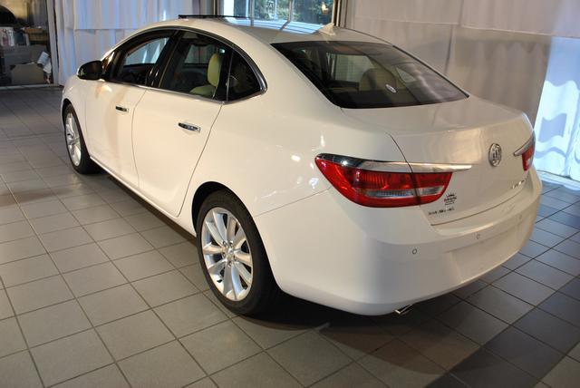 Buick Verano 2013 photo 4