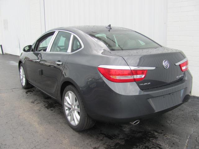 Buick Verano 2013 photo 9