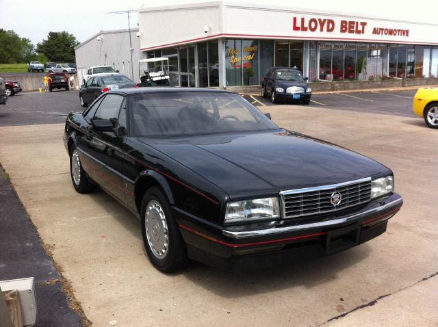 Cadillac Allante Base Convertible