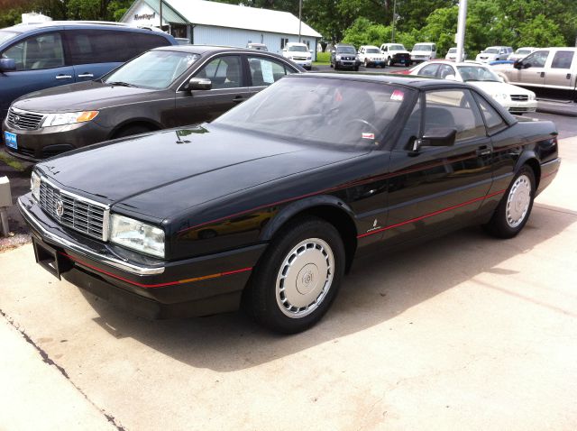 Cadillac Allante 1991 photo 3