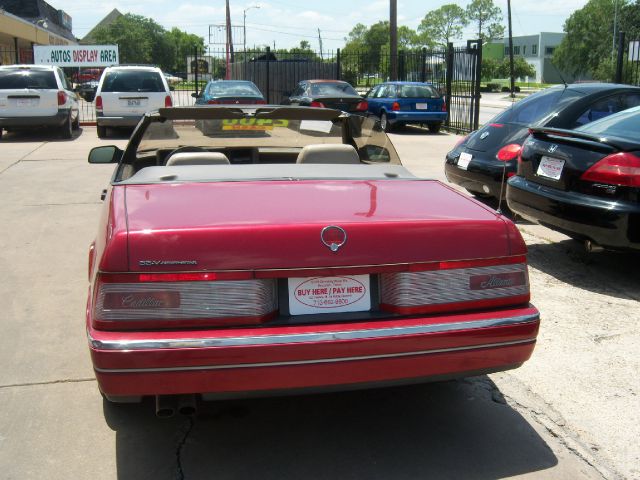 Cadillac Allante 1993 photo 2