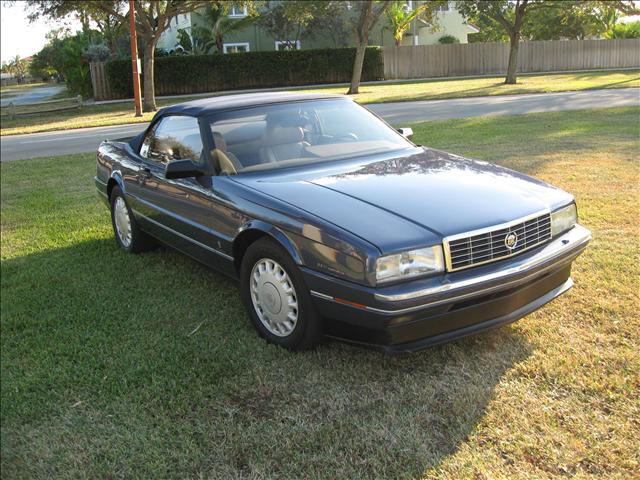 Cadillac Allante 1993 photo 3