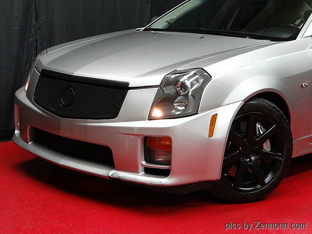 Cadillac CTS-V 2004 photo 4