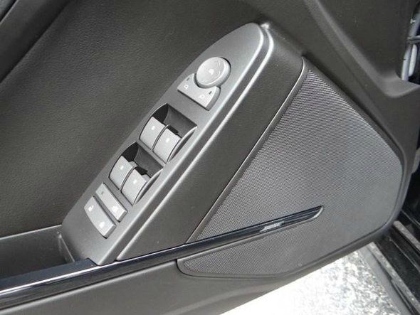 Cadillac CTS-V 2009 photo 13