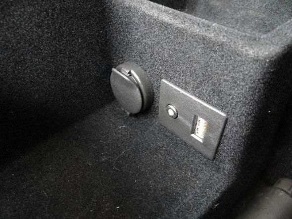 Cadillac CTS-V 2009 photo 9