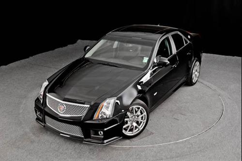 Cadillac CTS-V 2010 photo 2