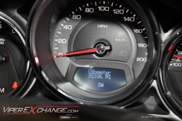 Cadillac CTS-V 2010 photo 2