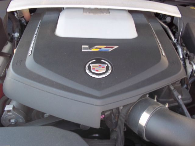 Cadillac CTS-V 2010 photo 5