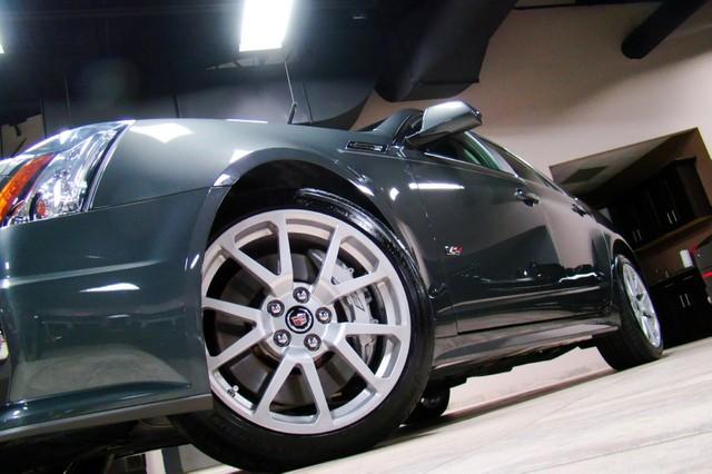 Cadillac CTS-V 2010 photo 3