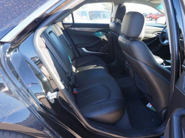 Cadillac CTS-V 2010 photo 1