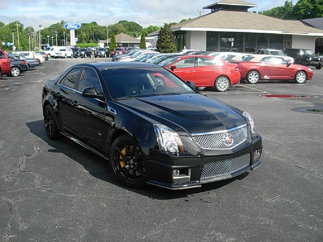 Cadillac CTS-V 2011 photo 15