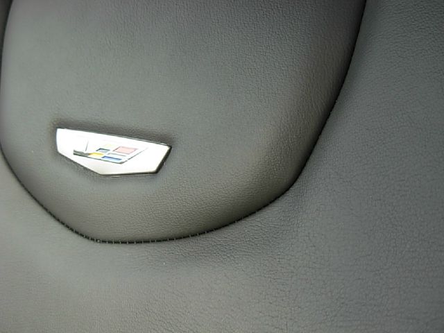 Cadillac CTS-V 2011 photo 4