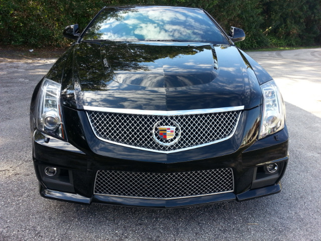 Cadillac CTS-V 2011 photo 4