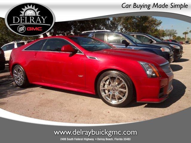 Cadillac CTS-V 2011 photo 2