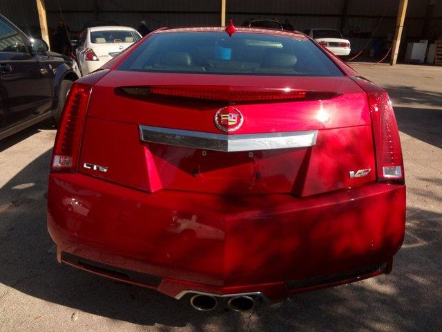 Cadillac CTS-V 2011 photo 3