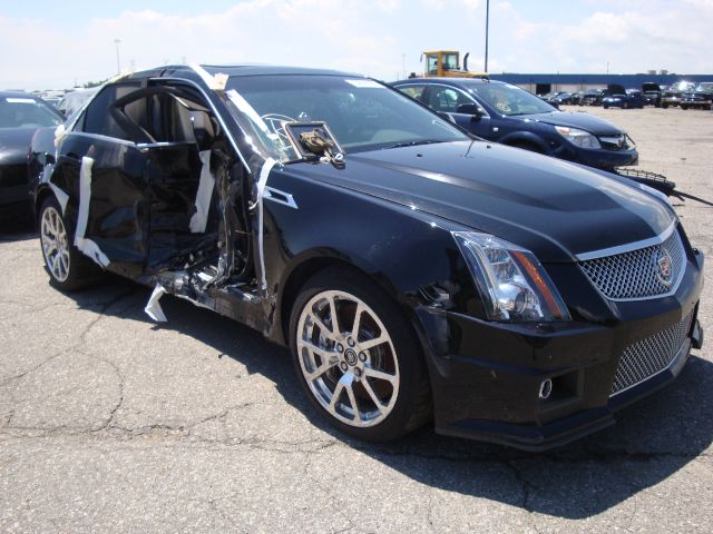Cadillac CTS-V 2012 photo 3