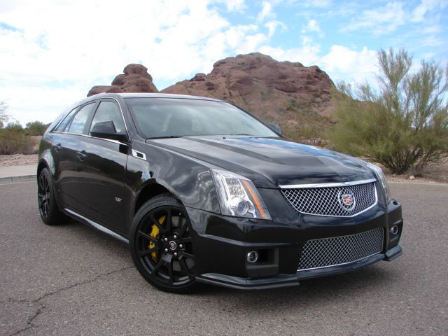 Cadillac CTS-V 2012 photo 1