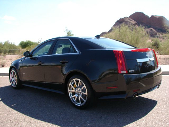 Cadillac CTS-V CE Van Sedan