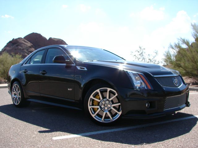Cadillac CTS-V 2012 photo 4