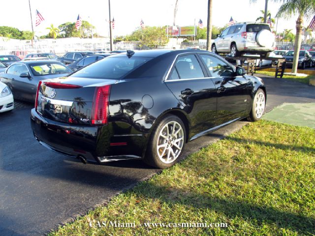 Cadillac CTS-V 2013 photo 3