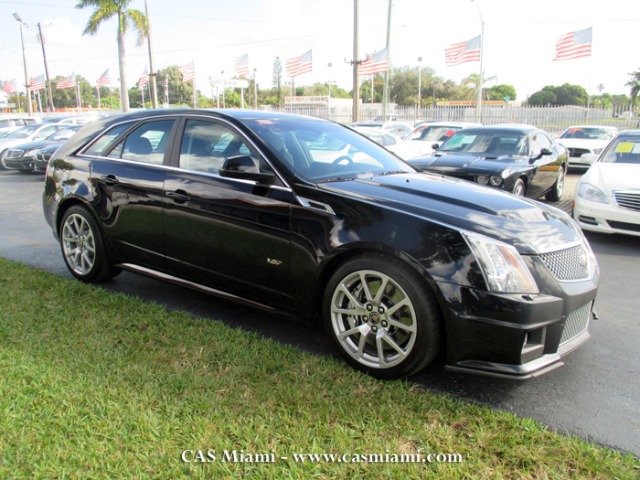 Cadillac CTS-V 2013 photo 3