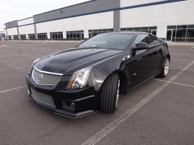 Cadillac CTS-V 2014 photo 2