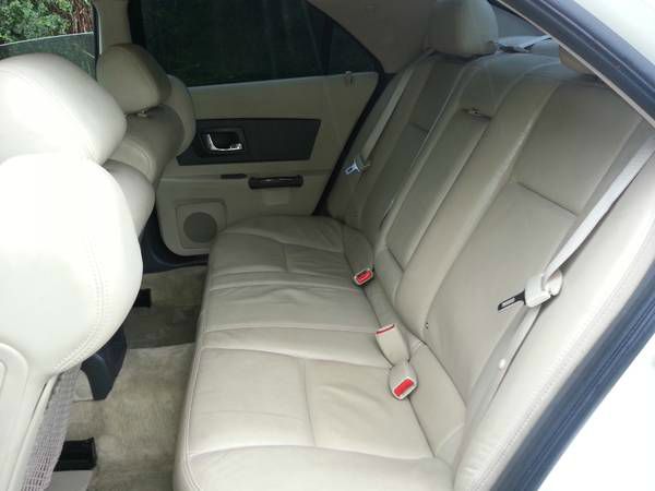 Cadillac CTS 2003 photo 2