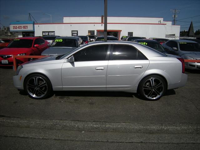 Cadillac CTS 2003 photo 2