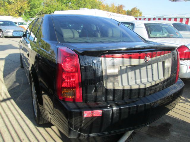 Cadillac CTS 2003 photo 2
