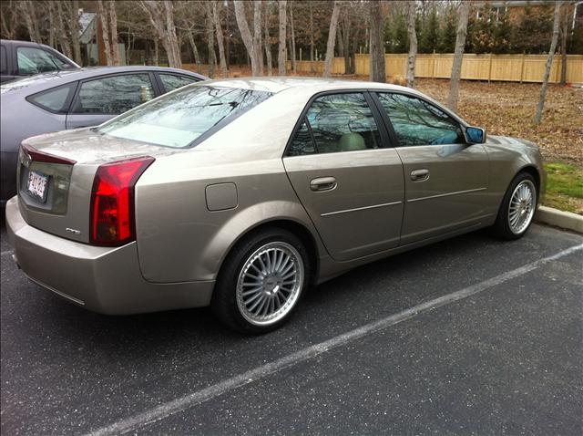 Cadillac CTS 2003 photo 1