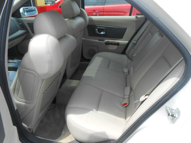 Cadillac CTS 2003 photo 13