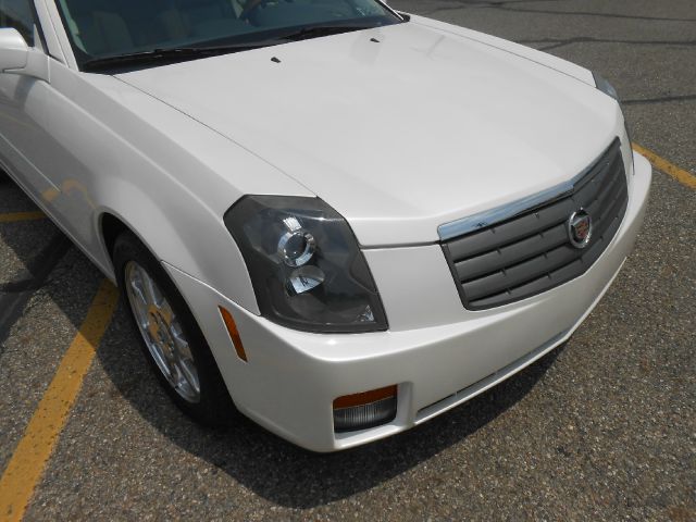 Cadillac CTS 2003 photo 17