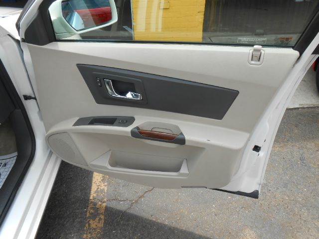Cadillac CTS 2003 photo 7