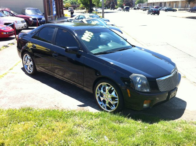 Cadillac CTS 2003 photo 2