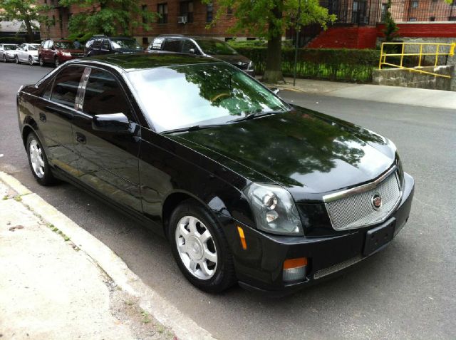 Cadillac CTS 2003 photo 2