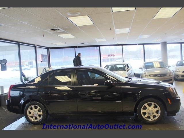 Cadillac CTS 2004 photo 2