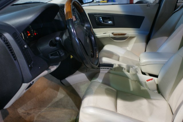 Cadillac CTS 2004 photo 1